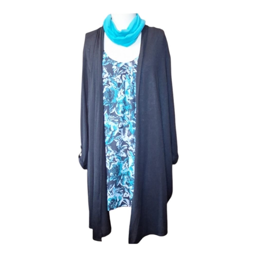 Size 4x set. Includes scarf. Connected top to cardigan. Beautiful super soft